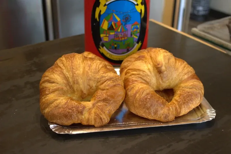 Cruasanes de mantequilla